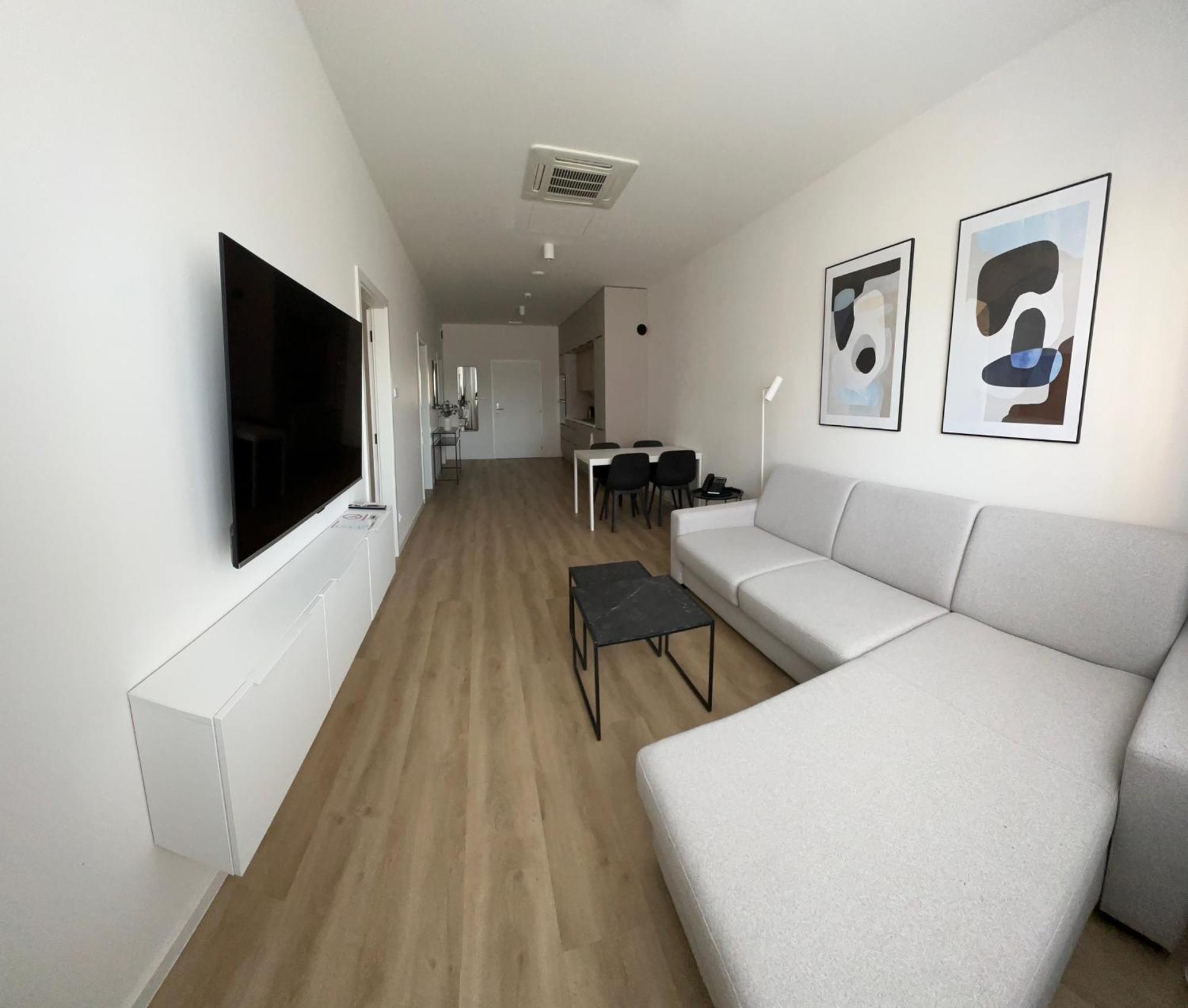 Hotel Kapitol 모스트 외부 사진
