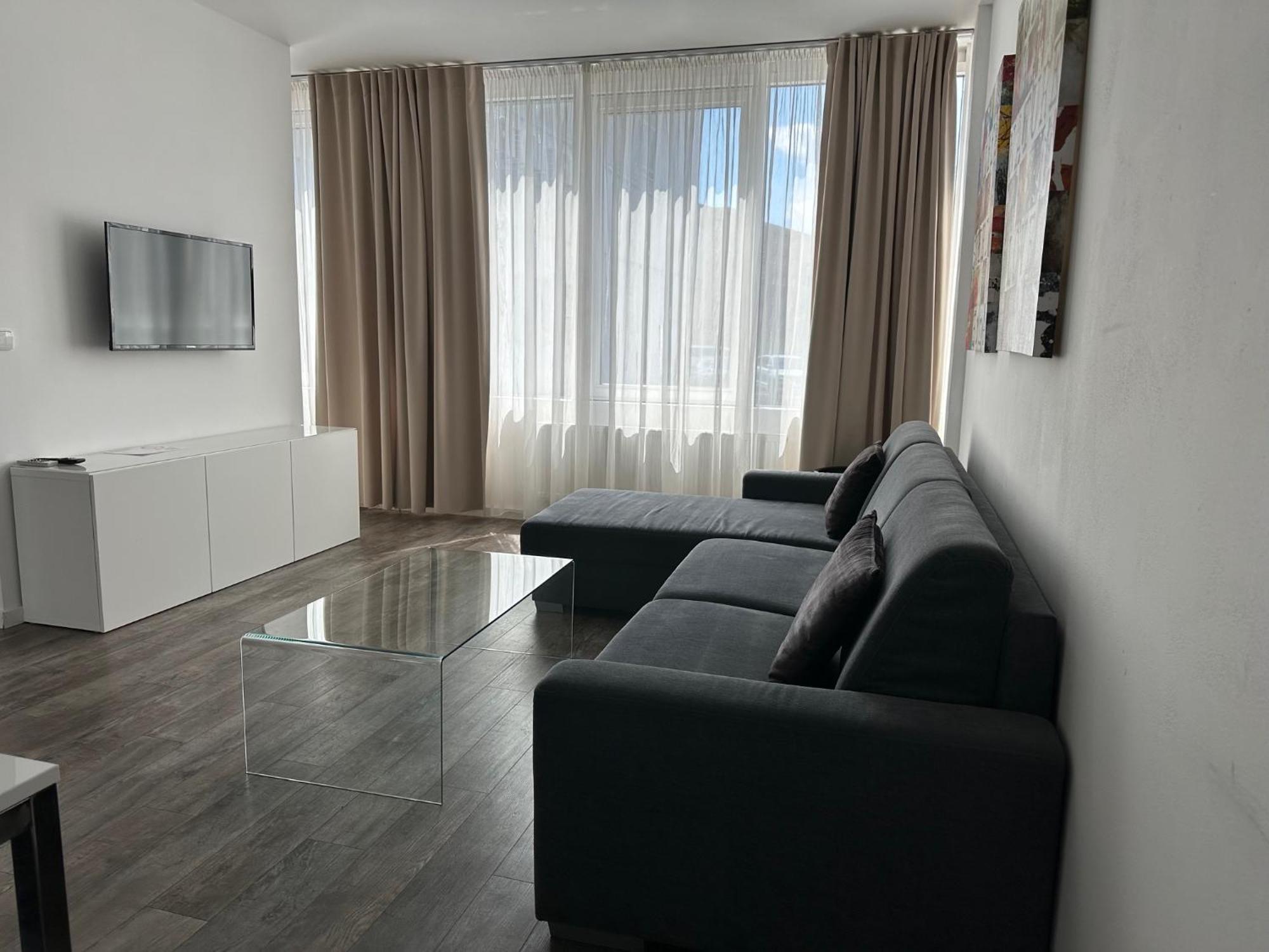 Hotel Kapitol 모스트 외부 사진