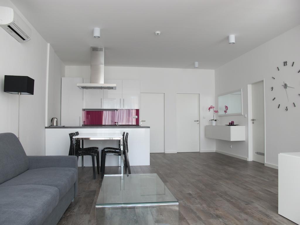 Hotel Kapitol 모스트 외부 사진