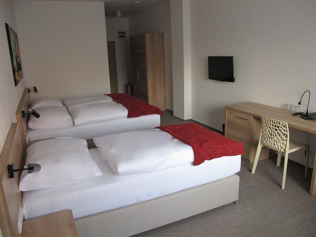 Hotel Kapitol 모스트 객실 사진