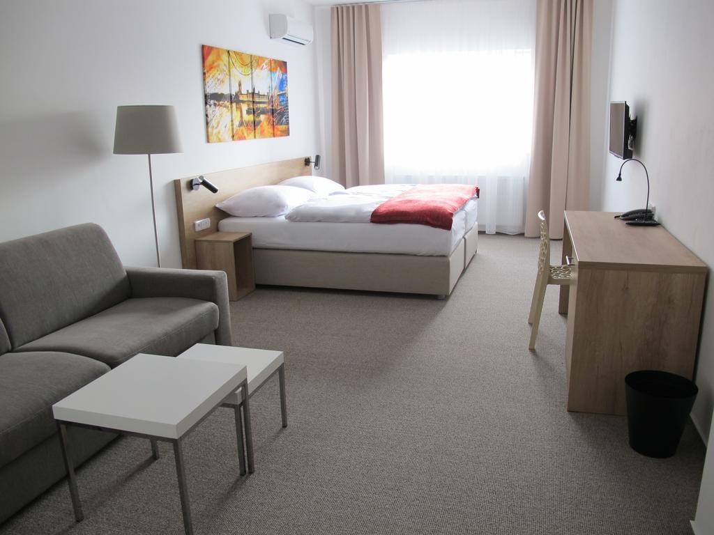 Hotel Kapitol 모스트 객실 사진
